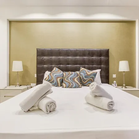 Comfortable Family In With Terrace & 2 Bathrooms 公寓