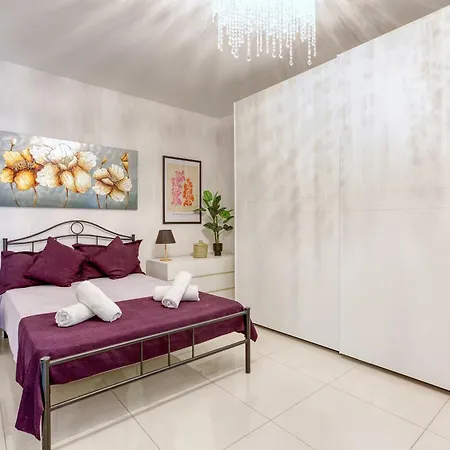公寓 Comfortable Family In With Terrace & 2 Bathrooms *