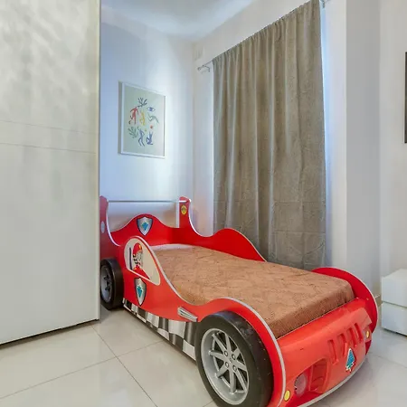 Comfortable Family In With Terrace & 2 Bathrooms * 莫斯塔