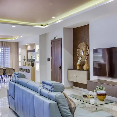 Comfortable Family In With Terrace & 2 Bathrooms * 莫斯塔
